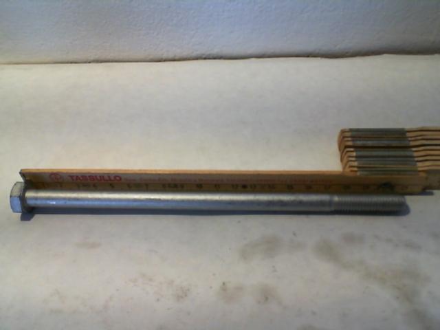 VITE PERNO SUPPORTO MOTORE BRACCIO OSCILANTE APRILIA GILERA PIAGGIO 271807