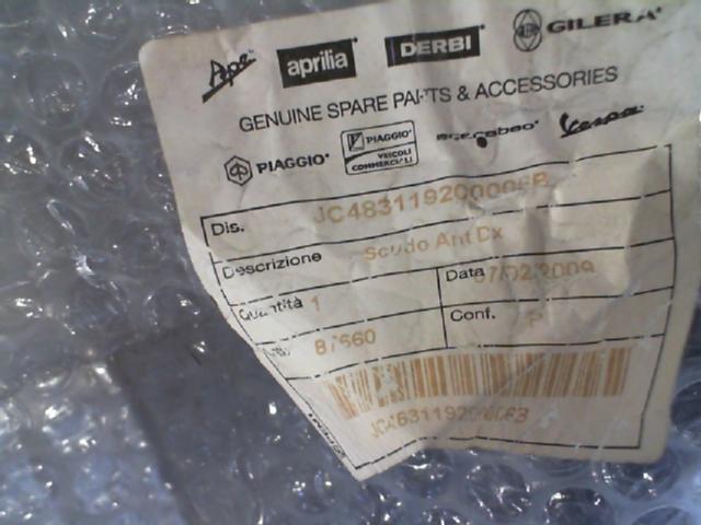 SCUDO ANTERIORE DX SCARABEO APRILIA JC483119200006B - immagine 8