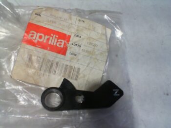LEVA STARTER SCARABEO APRILIA AP8218115