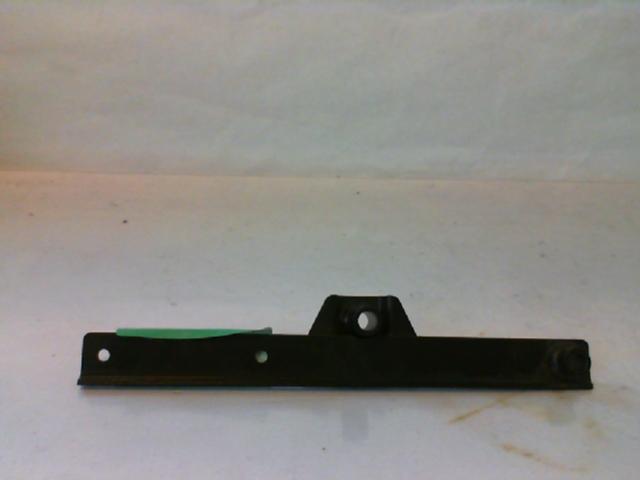 STAFFA POGGIAPIEDI SX BURGMAN 43720-15F00-000 - immagine 2