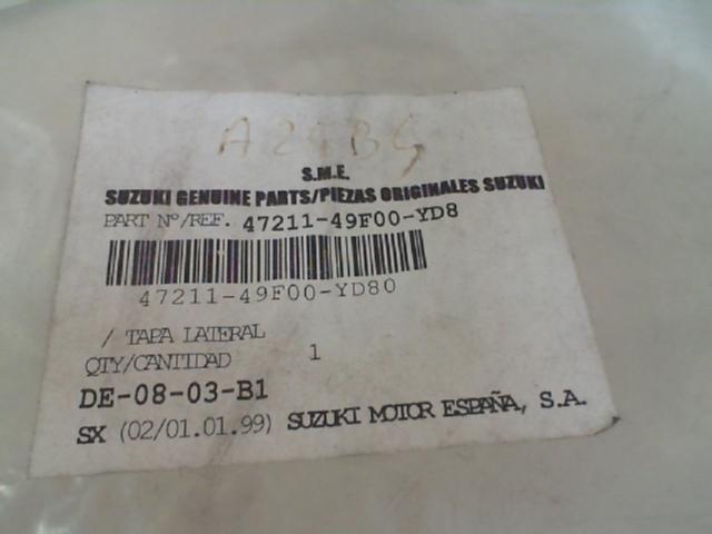 COPERTURA GRIGIA SOTTOSELLA SX BURGMAN SUZUKI 47211-49F00-YD8 - immagine 2