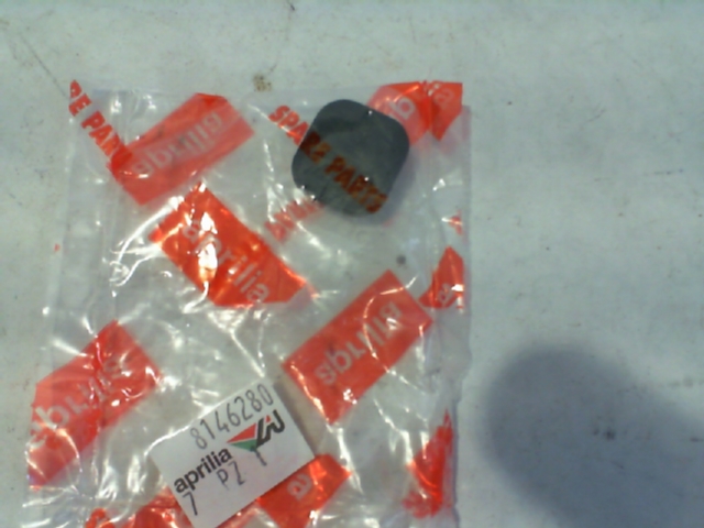 TAPPO CHIUSURA scarabeo APRILIA AP8146280
