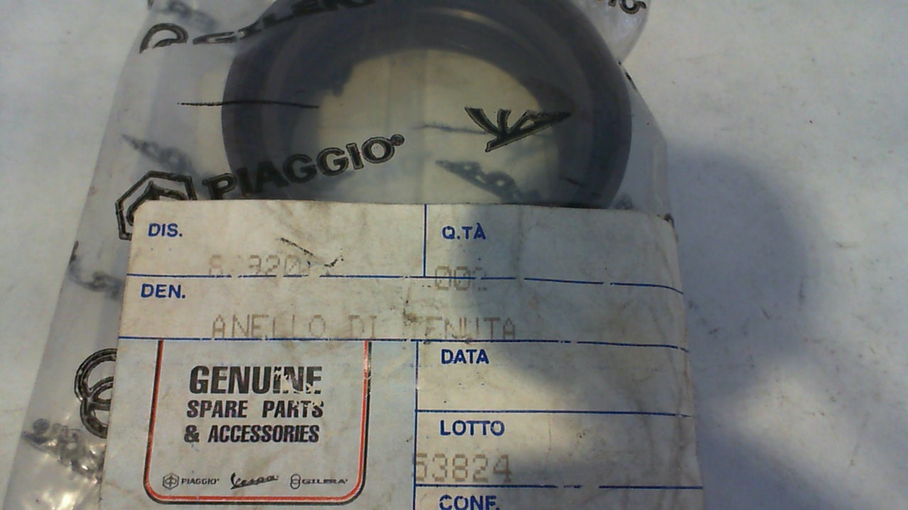 ANELLO TENUTA 38X50X7 BEVERLY VESPA APRILIA GILERA PIAGGIO 829201 83082R 873351