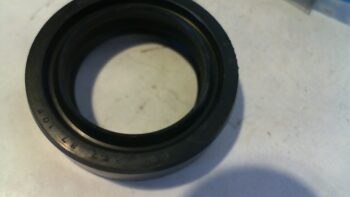 ANELLO DI TENUTA 25.7*37*10.5 FORCELLA FREE EASY MOVING PIAGGIO 269603