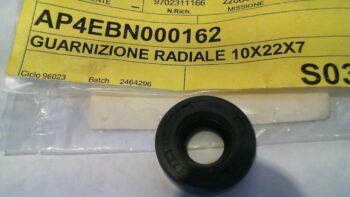 GUARNIZIONE RADIALE 10X22X7 SCARABEO APRILIA AP4EBN000162