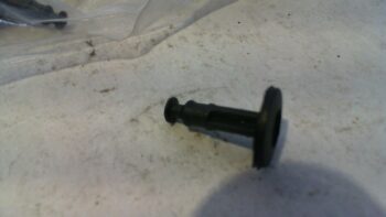 RIVETTO IN PLASTICA MASCHIO CAPONORD APRILA AP8144563