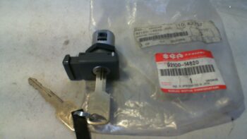 SERRATURA CASSETTO BURGMAN 250 1998/2002 SUZUKI 92100-14840-000 ex 92100-14820-000