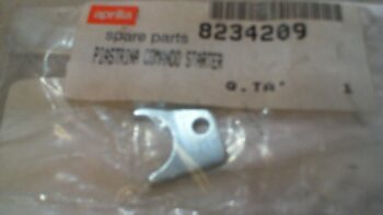 PIASTRINA COMANDO STARTER APRILIA SCARABEO 100 AP8234209
