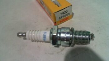CANDELA NGK BPR8ES 3923
