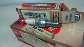 CANDELA RG4HC CHAMPION PIAGGIO 438027