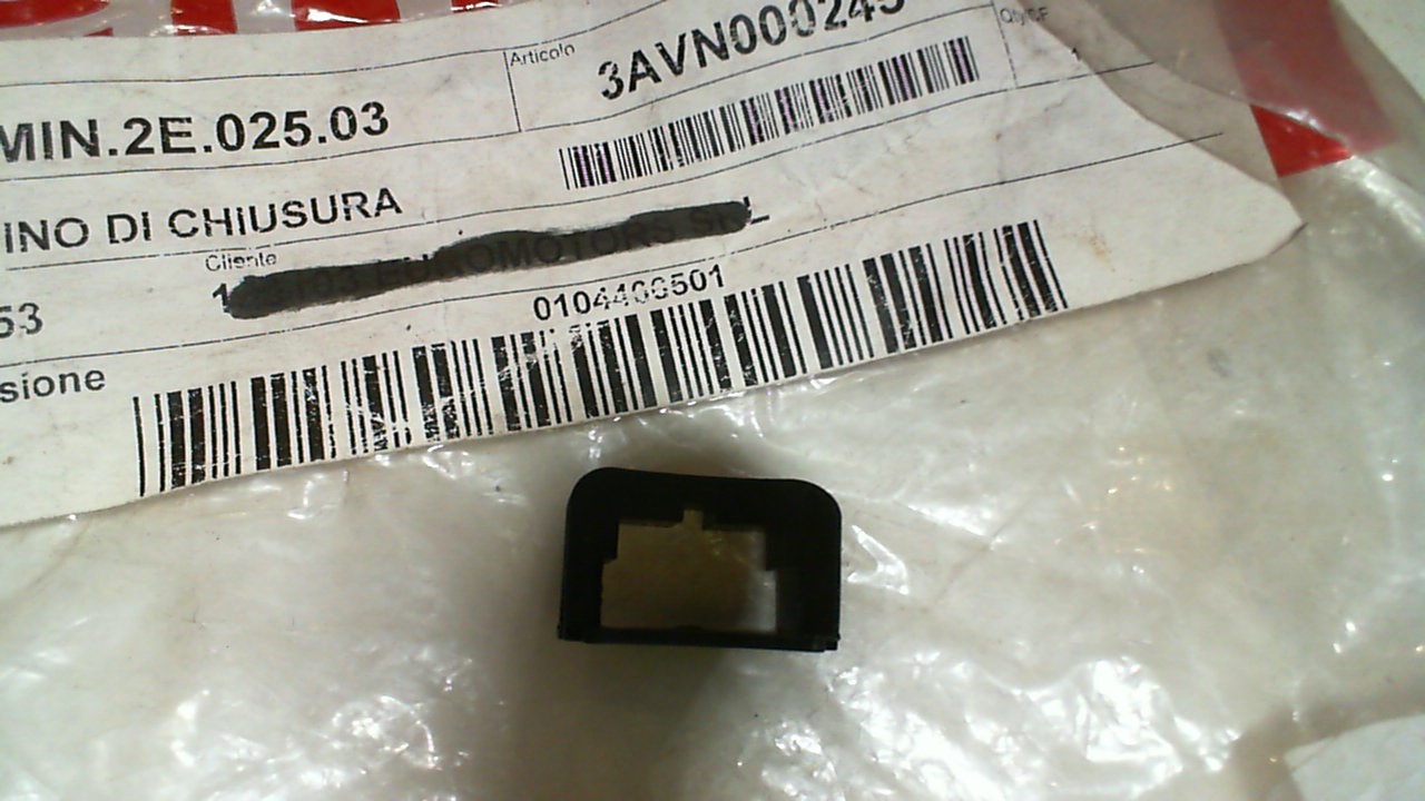 GOMMINO DI CHIUSURA INIEZIONE SR 50 APRILIA AP3AVN000245 - immagine 2