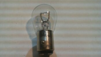 02 LAMPADINE OSRAM 7528 21/5W 12V