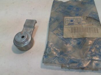 LEVETTA SERRATURA PIAGGIO  025950700