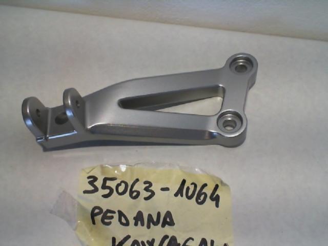 SUPPORTO PEDANA SX NINJA ZX-12R KAWASAKI 35063-1064