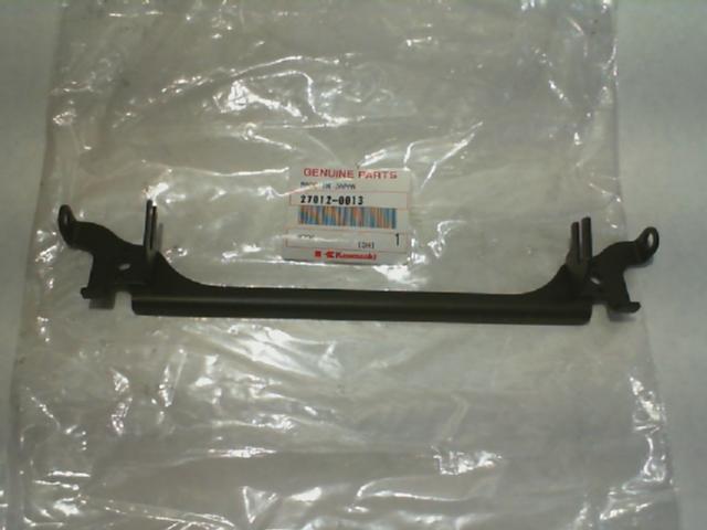 STAFFA SELLA KAWASAKI Z1000 27012-0013