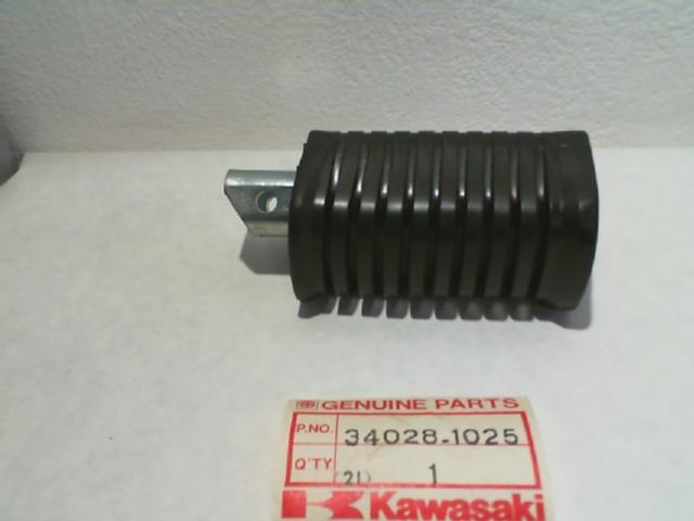 PEDANA POSTERIORE KAWASAKI 34028-1025 - immagine 2