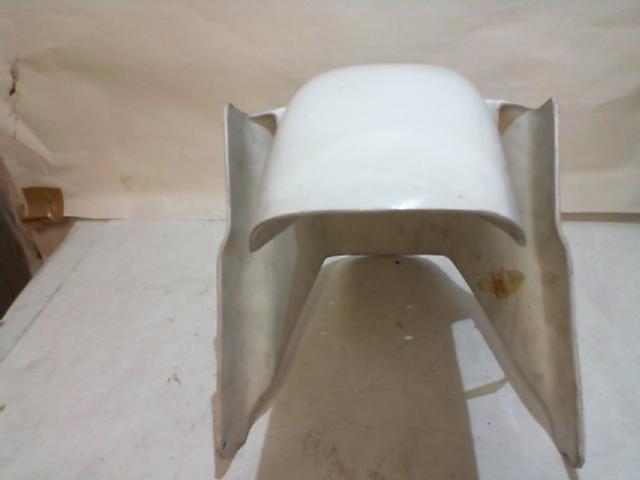 PARAFANGO ANTERIORE APRILIA AF1 125 AP8126112 - immagine 3