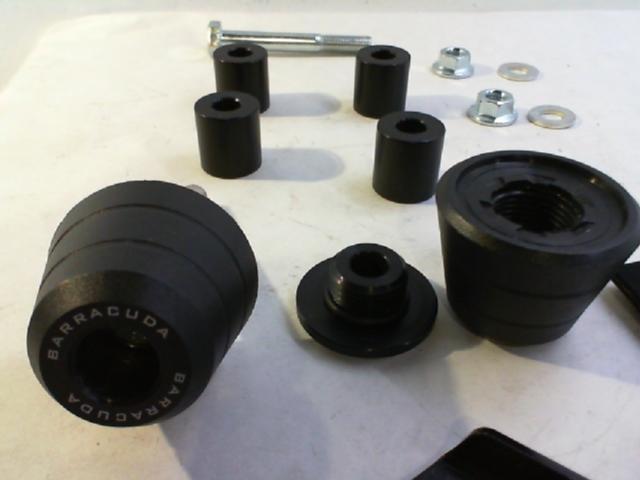 KIT TAMPONI PARATELAIO DUCATI MONSTER 696-796 BARRACUDA