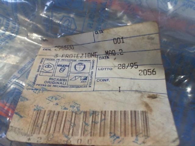 PROTEZIONE FIANCATA SFERA PIAGGIO 296600 - immagine 2