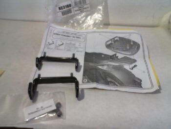 KIT ATTACCHI PIASTRA BAULE APRILIA SCARABEO KAPPA KE3180