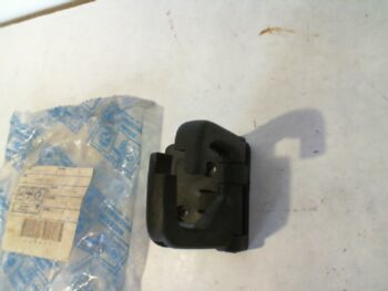 GANCIO PORTA BORSA PIAGGIO 265093