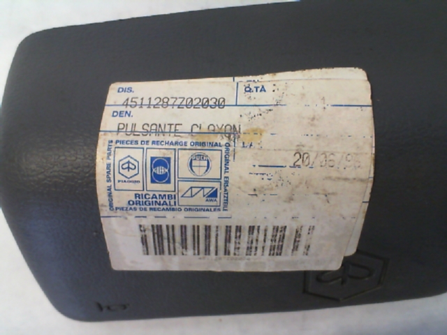 PULSANTE CLACSON PORTER PIAGGIO 4511287Z02030 - immagine 3