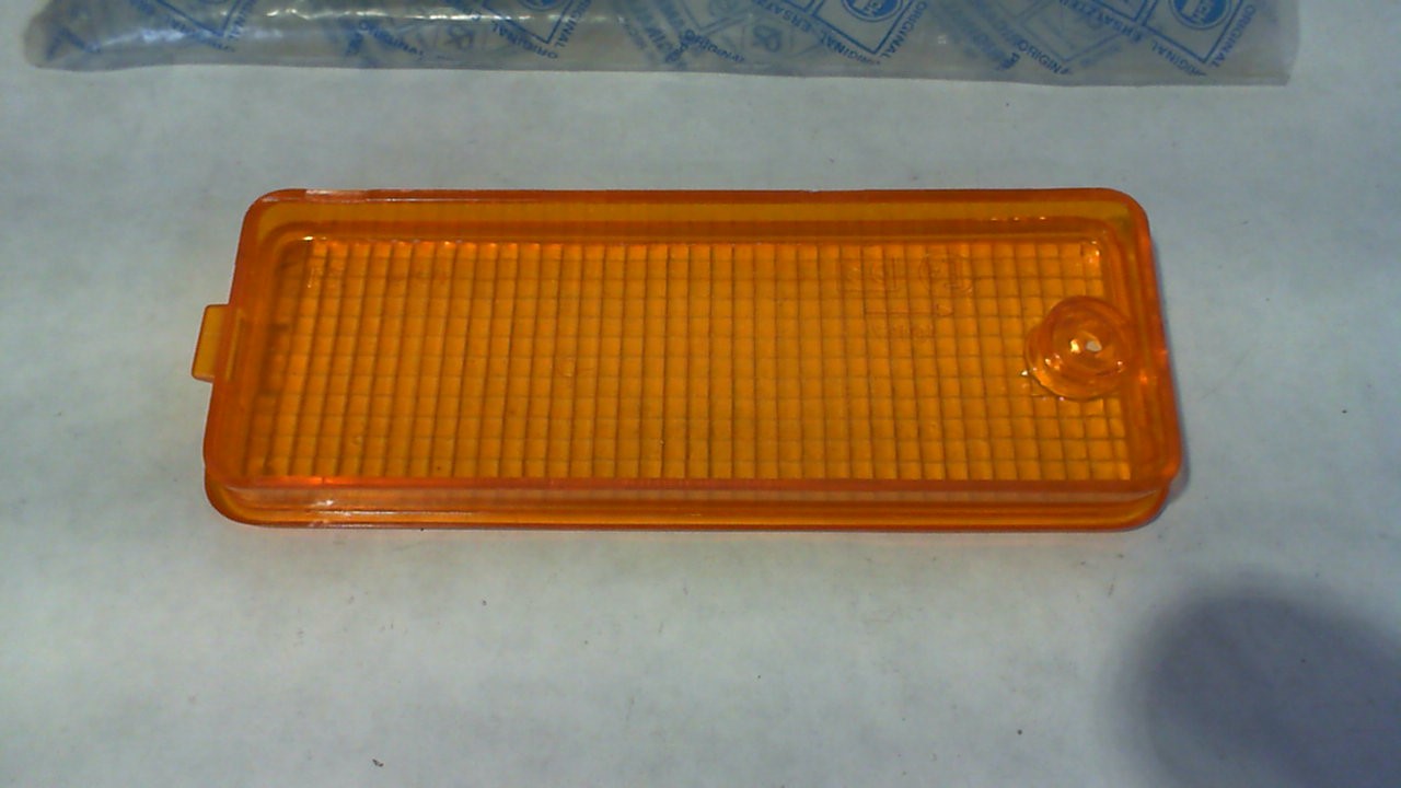 VETRO FRECCIA ANTERIORE DESTRO PORTER PIAGGIO 8151187Z01000 - immagine 3