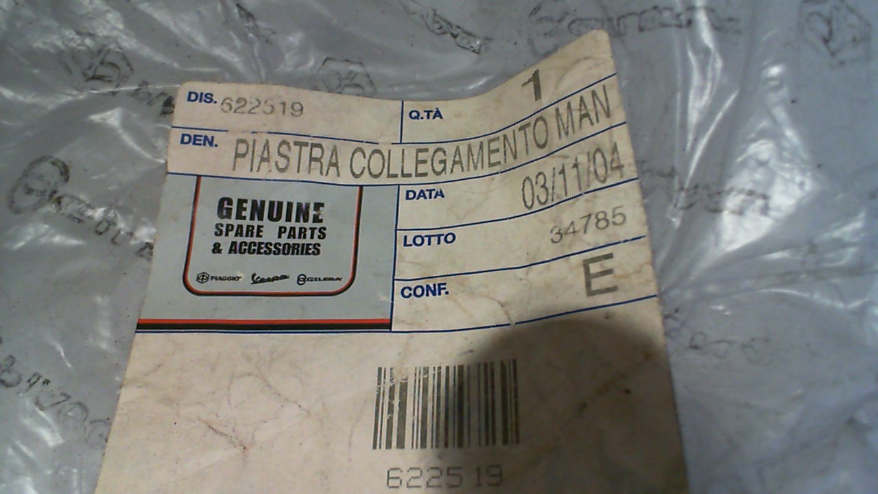 PIASTRA COLLEGAMENTO MANUBRIO STRUMENTI BEVERLY PIAGGIO 622519 - immagine 3