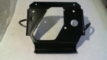 PIASTRA COLLEGAMENTO MANUBRIO STRUMENTI BEVERLY PIAGGIO 622519