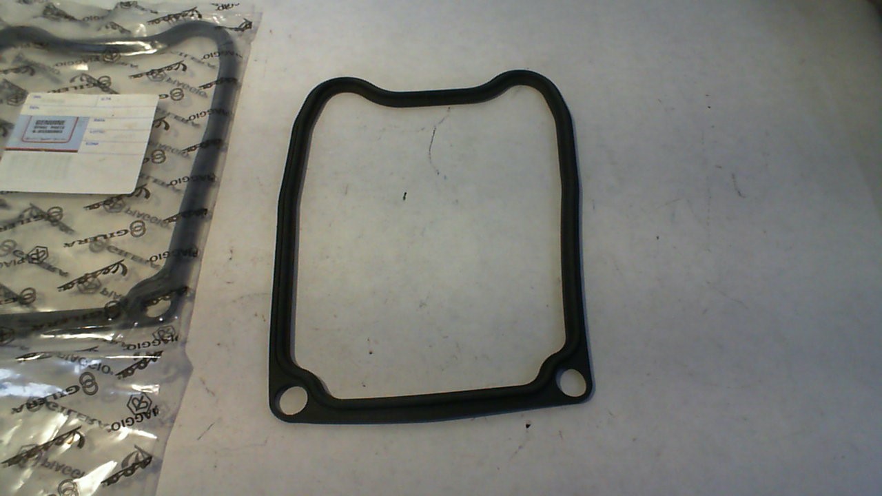 GUARNIZIONE COPERCHIO TESTA APRILIA PIAGGIO 830820