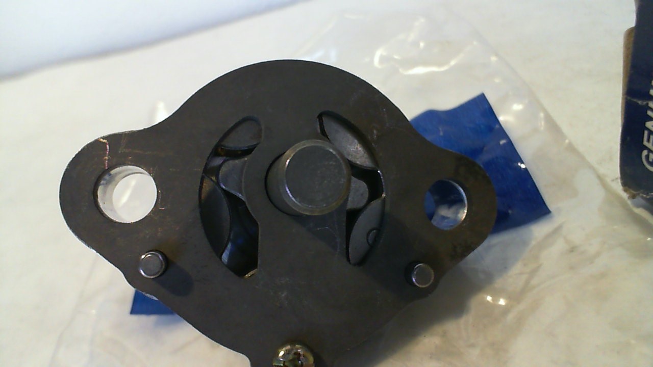 POMPA OLIO GTS SYM 15100-HMA-000 - immagine 4