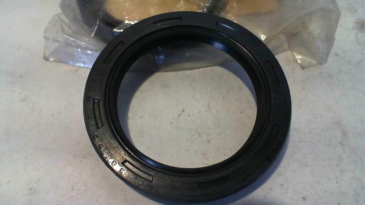 PARAOLIO 38*52*7 BURGMAN SUZUKI 09283-38019 - immagine 3