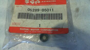 PARAOLIO VALVOLA DR BURGMAN SUZUKI 09289-05011-0000