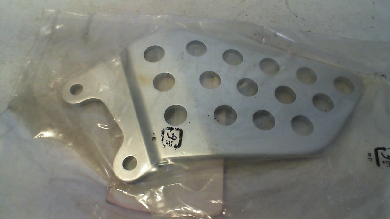 PROTEZIONE PEDANA SX CBR HONDA 50707-mcj-000 - immagine 3