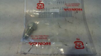 BULLONE 6*16 HONDA 92501-060160a