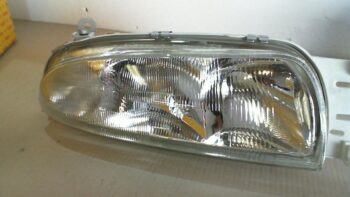 FARO ANTERIORE DX FORD FIESTA (96-99) BOSCH 0 301 049 004