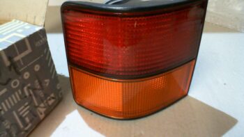 FARO  POSTERIORE DX  Renault 21 nevada dal 1989