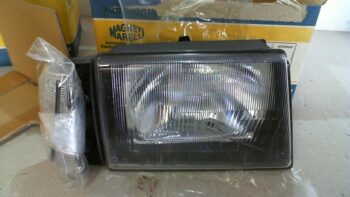FARO ANTERIORE DESTRO LANCIA PRISMA 1986> MAGNETI MARELLI LPA661