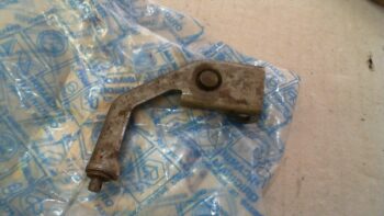 LEVA COMANDO ASTA APE  PIAGGIO 2470034