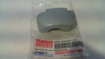 SCATOLA INF, INTERRUTTORE DX MANUBRIO YAMAHA FLIPPER 5EU-H3987-00