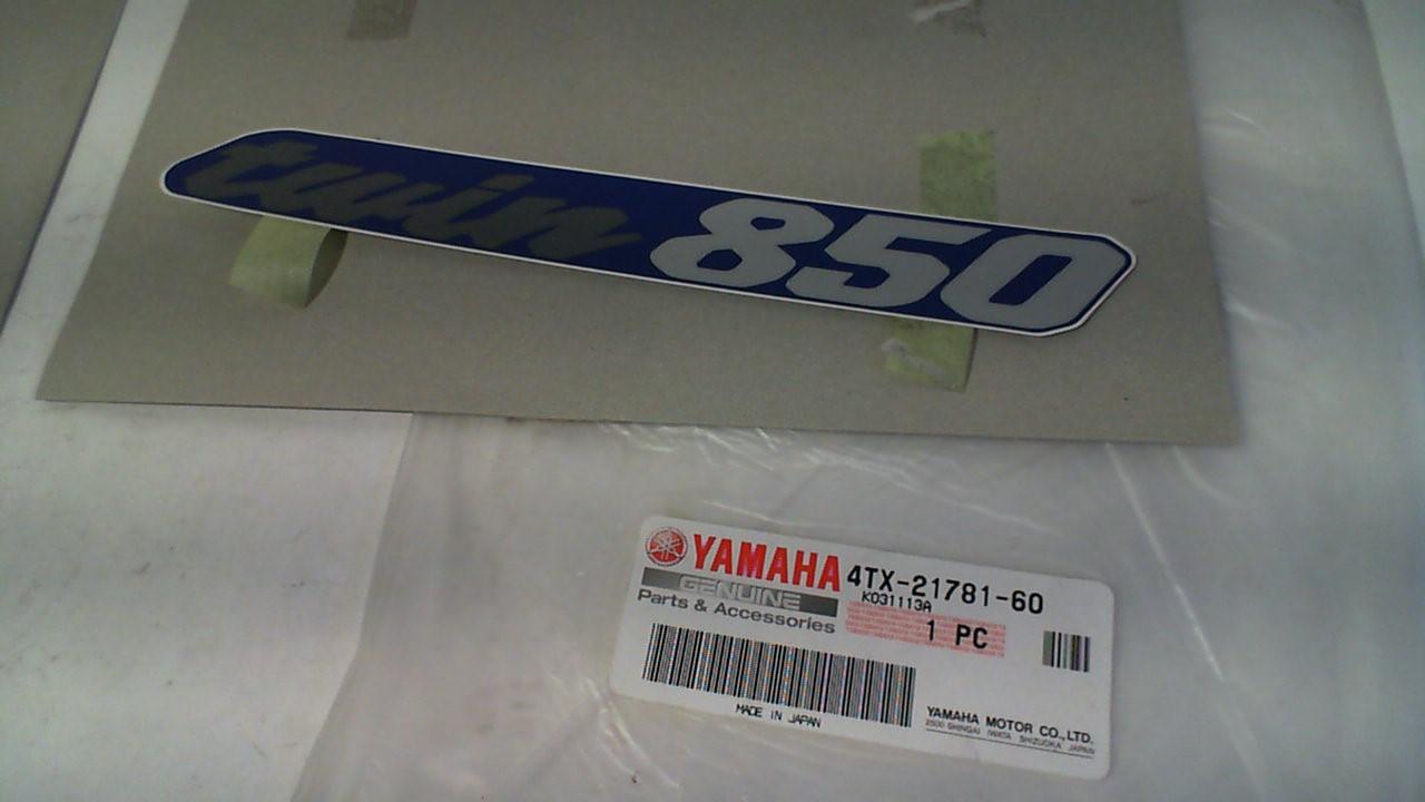 ADESIVO PARAFANGO TDM 850 YAMAHA 4tx217816000