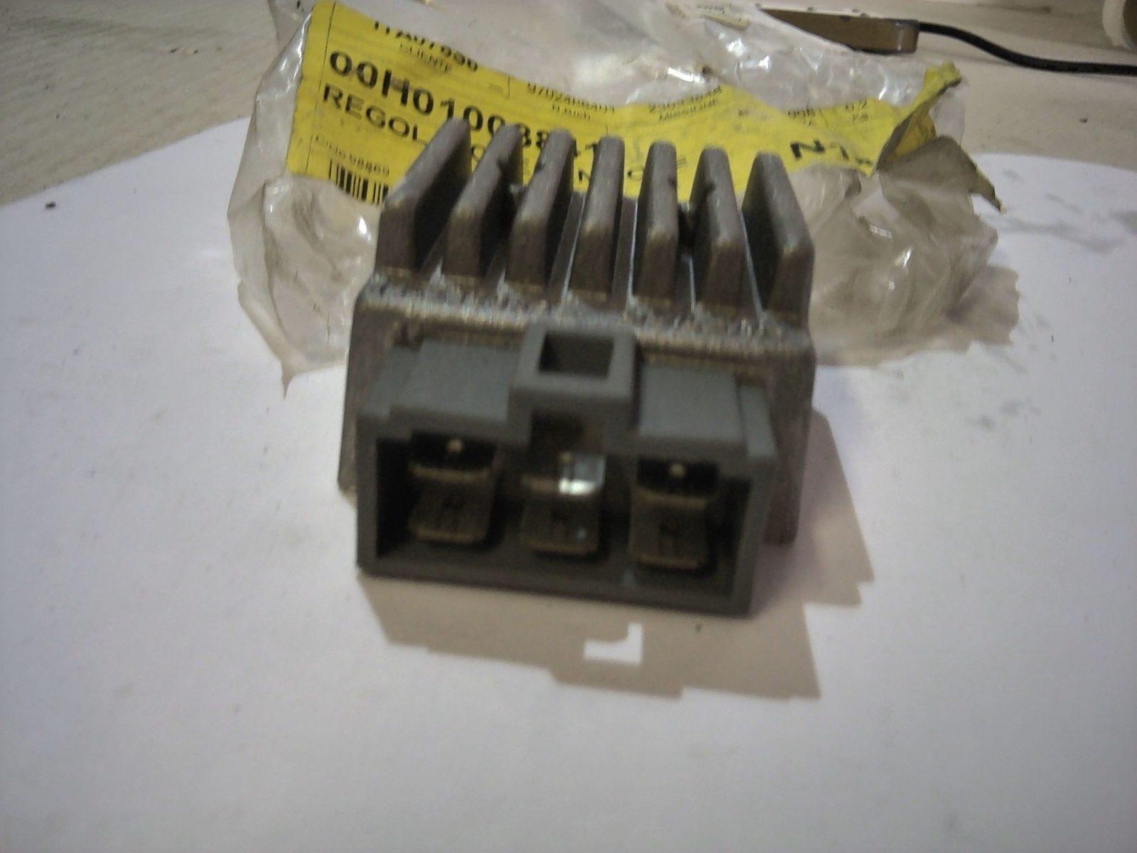 REGOLATORE TENSIONE APRILIA PIAGGIO 898891 EX 00H01008841 - immagine 3