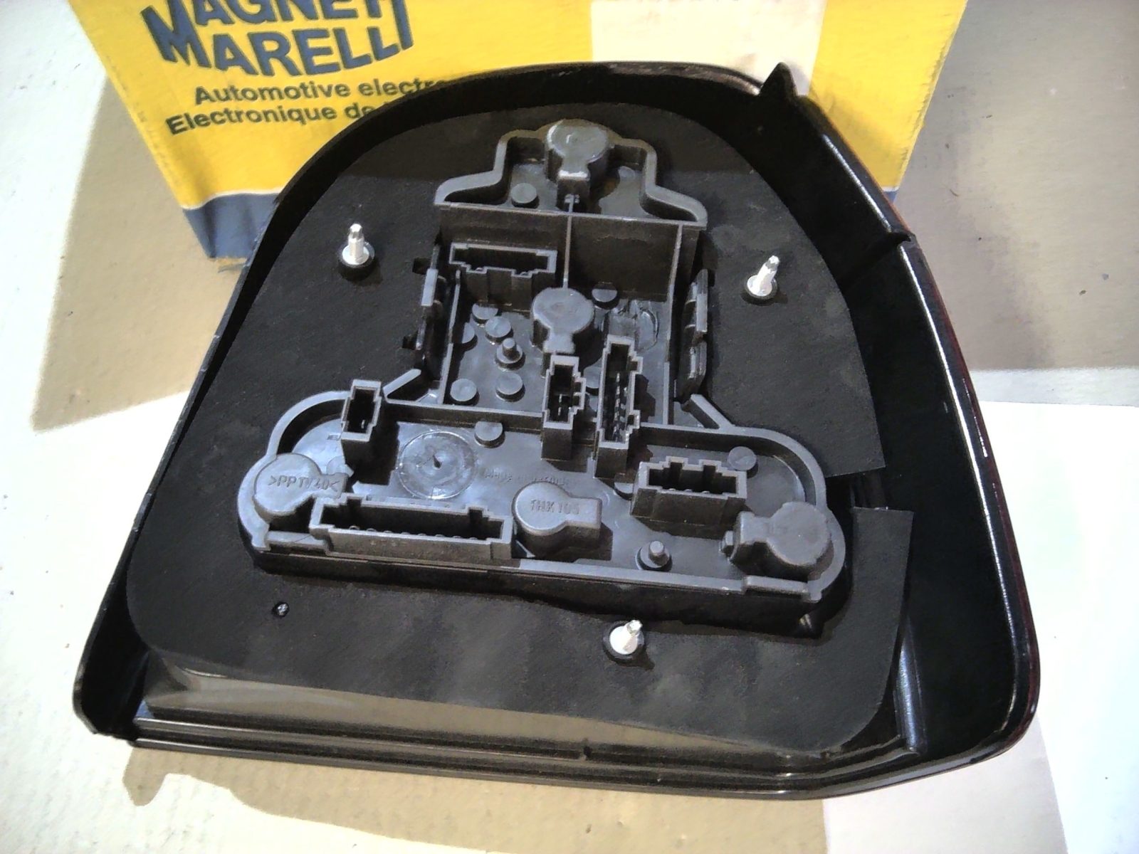 Originale MAGNETI MARELLI Luce Targa 715105098000 per Opel