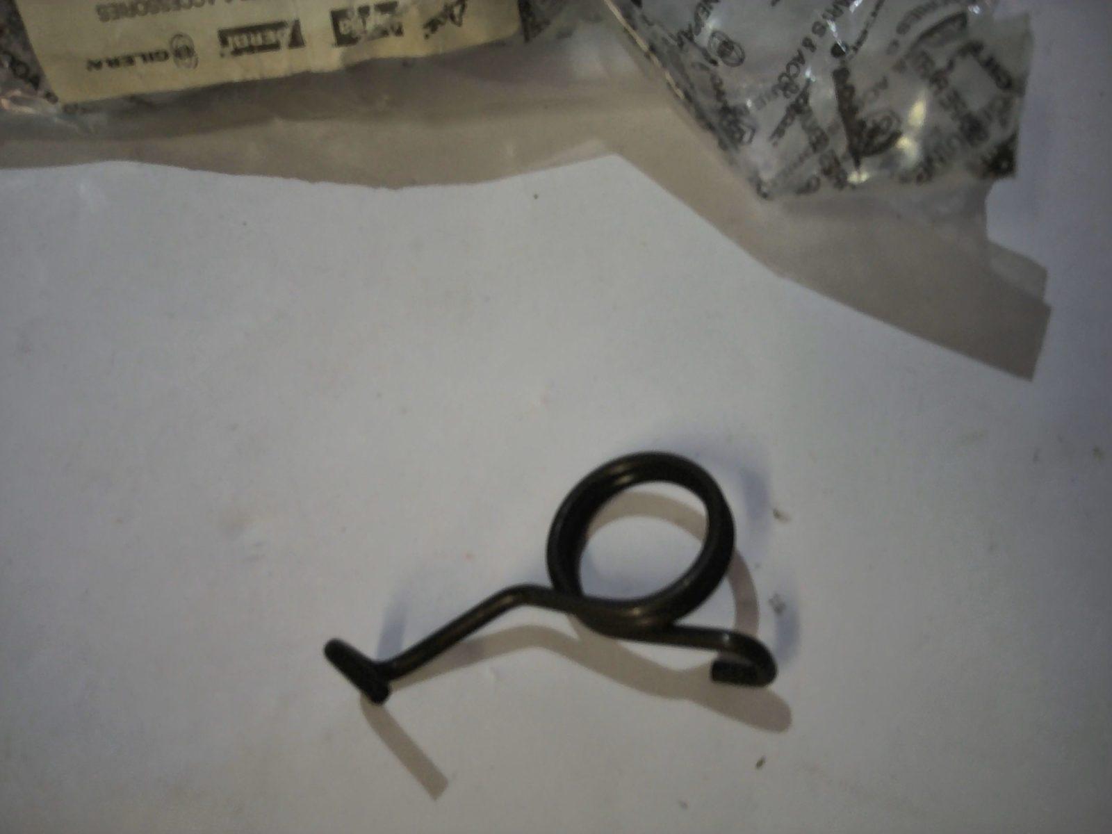 MOLLA RITORNO PEDALE FRENO APE 50 PIAGGIO 213550