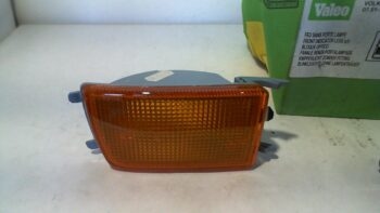 FRECCIA ANTERIORE DESTRA VW GOLF III VALEO 085393