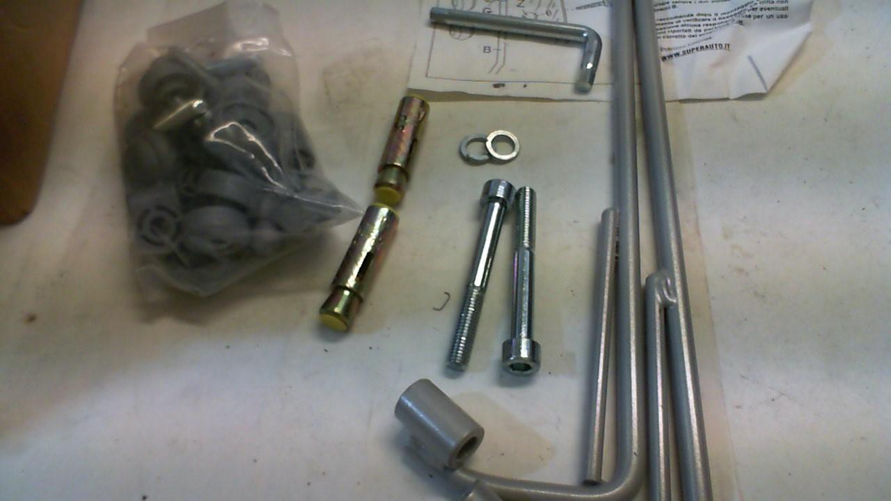 KIT ATTACCHI PARABREZZA PER PIAGGIO VESPA LIBERTY BIONDI 8500867 - immagine 3