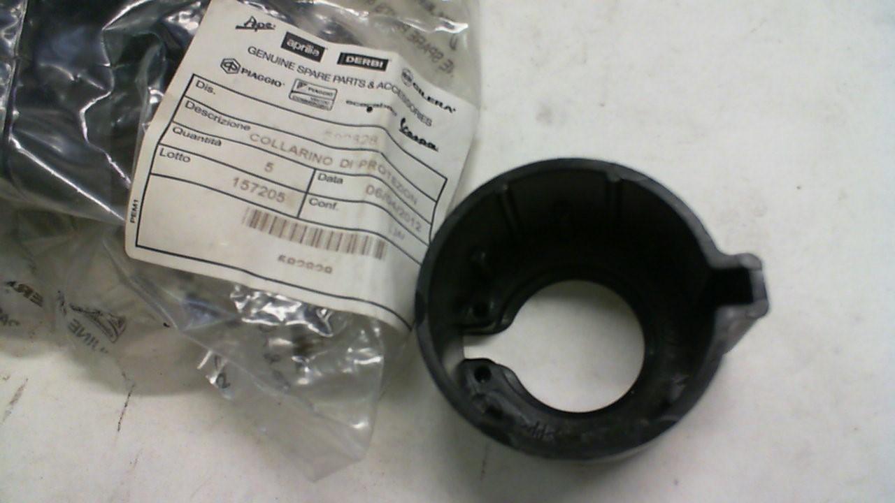 COLLARINO PROTEZIONE RALLA STERZO GILERA PIAGGIO 582828 - immagine 3