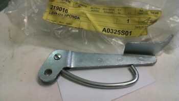 GANCIO LEVA DX SPONDA APE PIAGGIO 219016