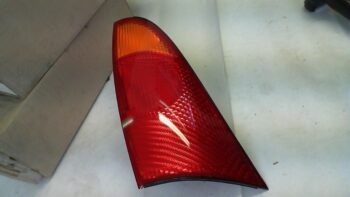 FARO POSTERIORE SX FORD FOCUS I SERIE MAGNETI MARELLI LLD262