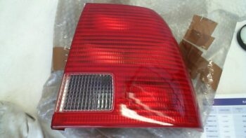FARO POSTERIORE DX VOLKSWAGEN PASSAT